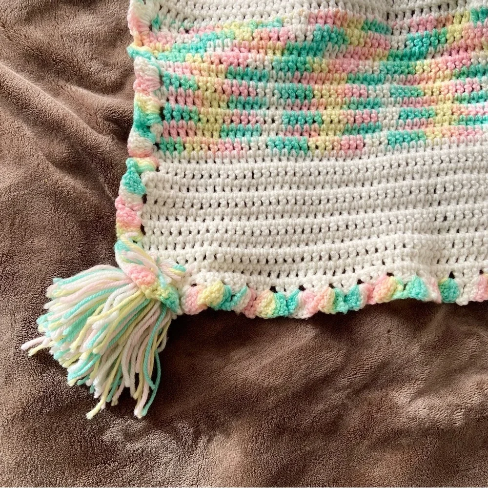 Vintage pastel crochet handmade throw blanket baby pompom kawaii cute